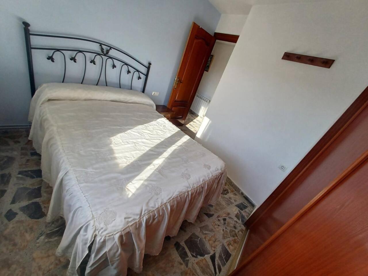 Munébrega Casa Rural Apartamento Sol Ideal Para Familias מראה חיצוני תמונה
